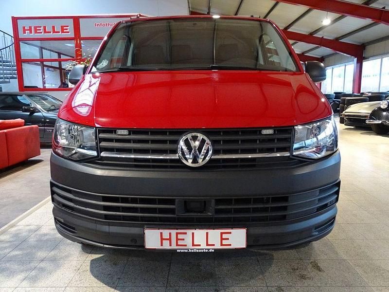 Gebraucht VW Transporter 150 PS (110 kW) 2019 Salsa rot Van