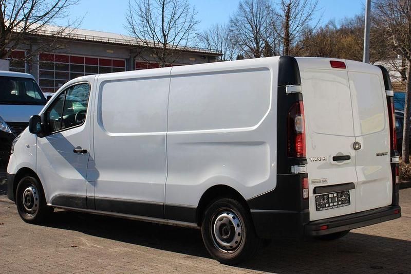 Gebraucht Renault Trafic 120 PS (88 kW) 2020 Weiß Van / Kleinbus