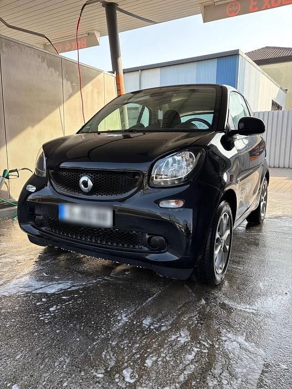 Gebraucht Smart ForTwo Coupé 71 PS (52 kW) 2018 Schwarz Coupé