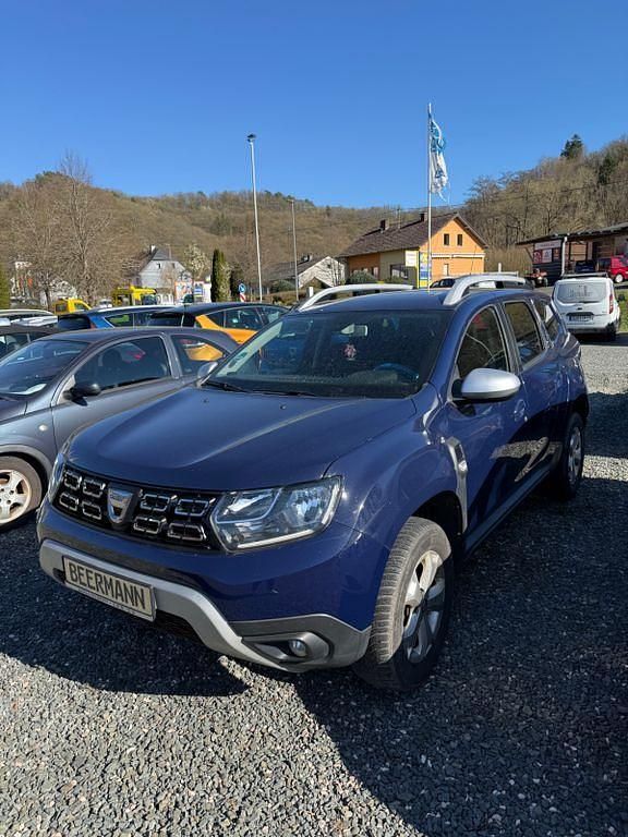 Gebraucht Dacia Duster Comfort 114 PS (83 kW) 2018 Blau SUV