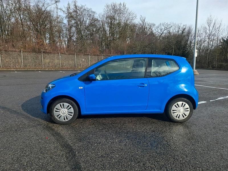 Usata VW up! Move 75 CV (55 kW) 2016 Blu Utilitaria