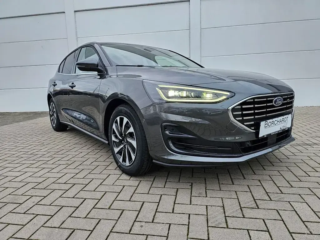 Neu Ford Focus Titanium X 155 PS (114 kW) 2026 Grau Limousine