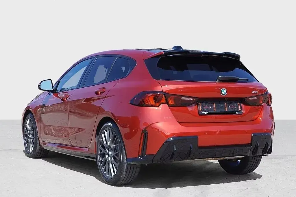 Gebraucht BMW 120 Performance 170 PS (125 kW) 2025 Rot Kleinwagen