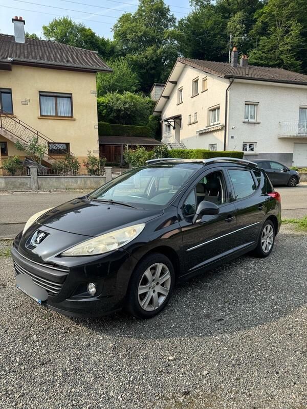 Schwarz Gebraucht 2012 Peugeot 207 Kombi | 3.000 € (Guter Preis) - Bild 1/4