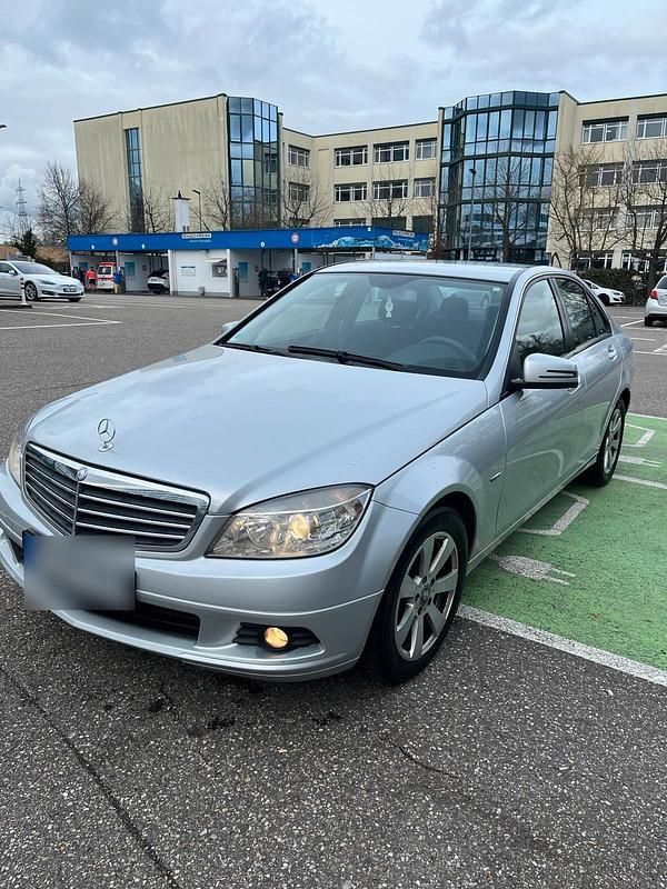 Gebraucht Mercedes C200 136 PS (100 kW) 2010 Silber Limousine