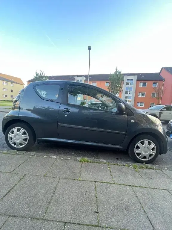 Gebraucht Citroën C1 Style 68 PS (50 kW) 2008 Silber Kleinwagen