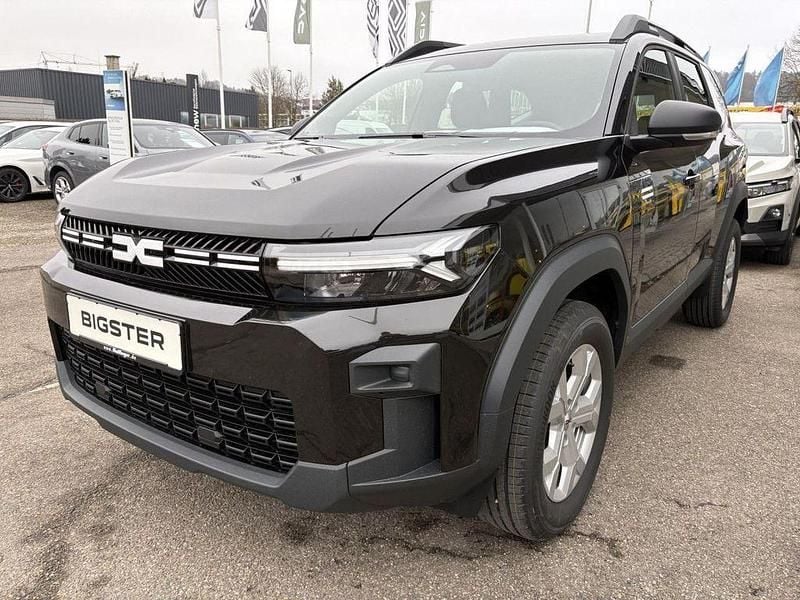 Neu Dacia Bigster Essentiel 140 PS (102 kW) 2025 Schwarz SUV