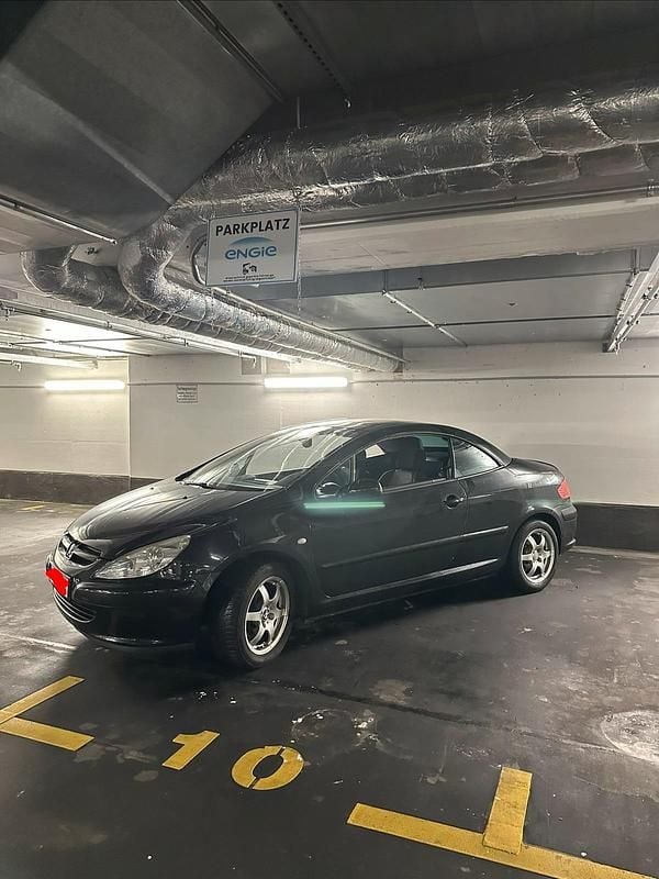 Gebraucht Peugeot 307 CC 136 PS (100 kW) 2004 Schwarz Cabrio