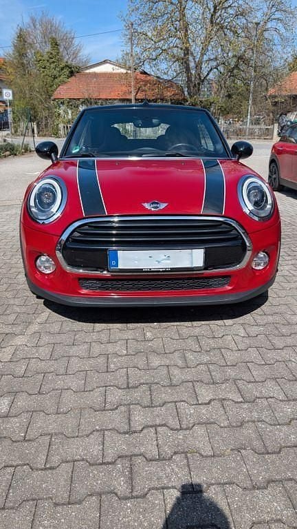 Usado Mini Cooper Cabriolet 136 HP (100 kW) 2017 Vermelho Cabrios
