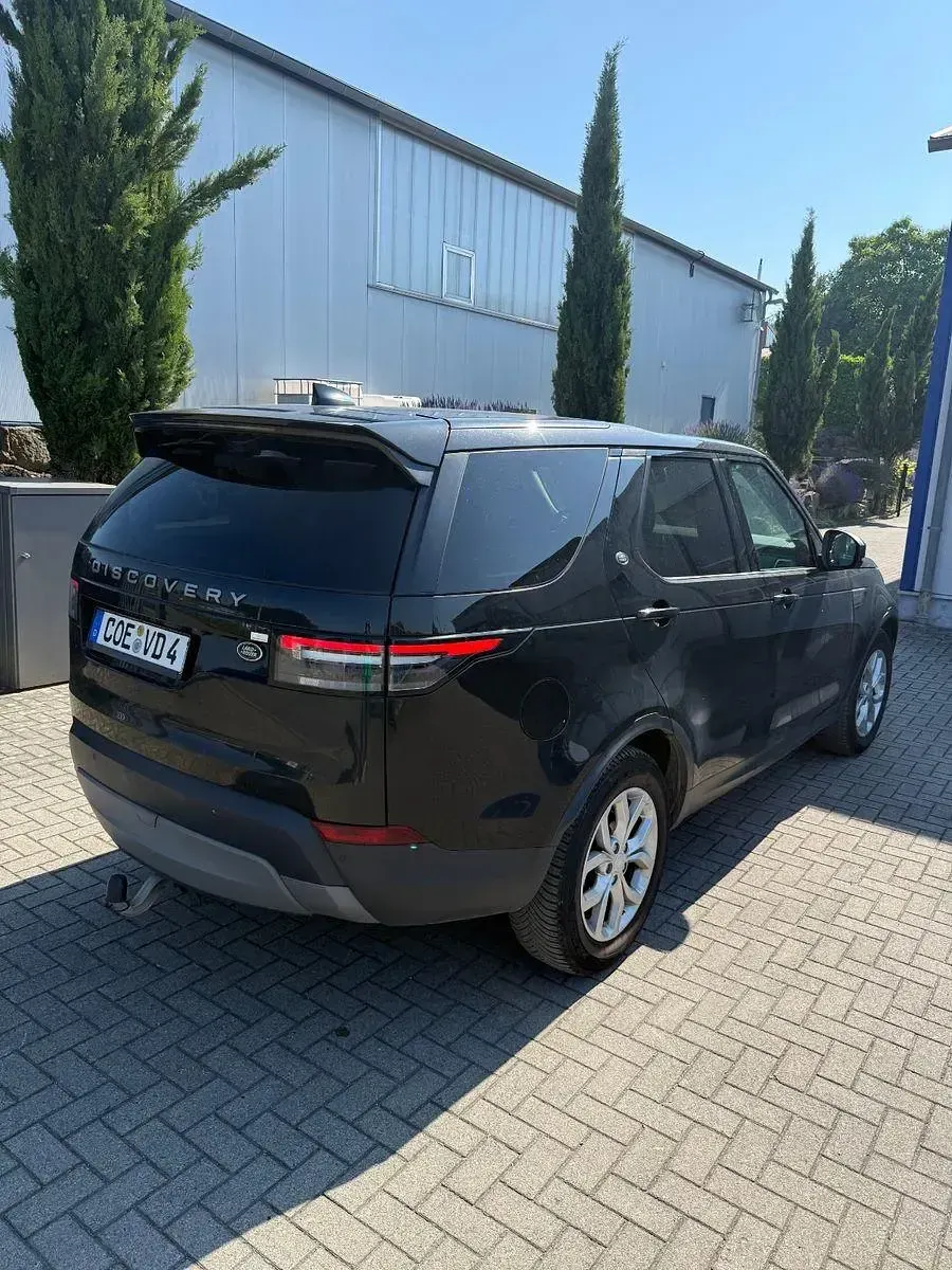 Gebraucht Land Rover Discovery 5 SE 241 PS (177 kW) 2018 Schwarz SUV