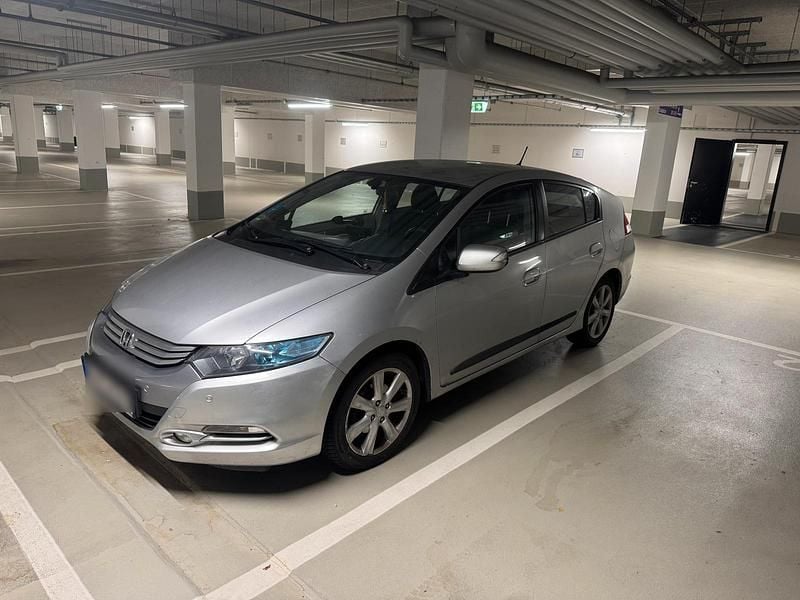 Silber Gebraucht 2010 Honda Insight Elegance Limousine | 5.550 € (Fairer Preis) - Bild 1/4