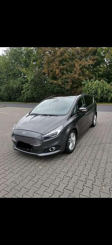 Gebraucht Ford S-MAX Titanium 179 PS (131 kW) 2016 Van / Kleinbus