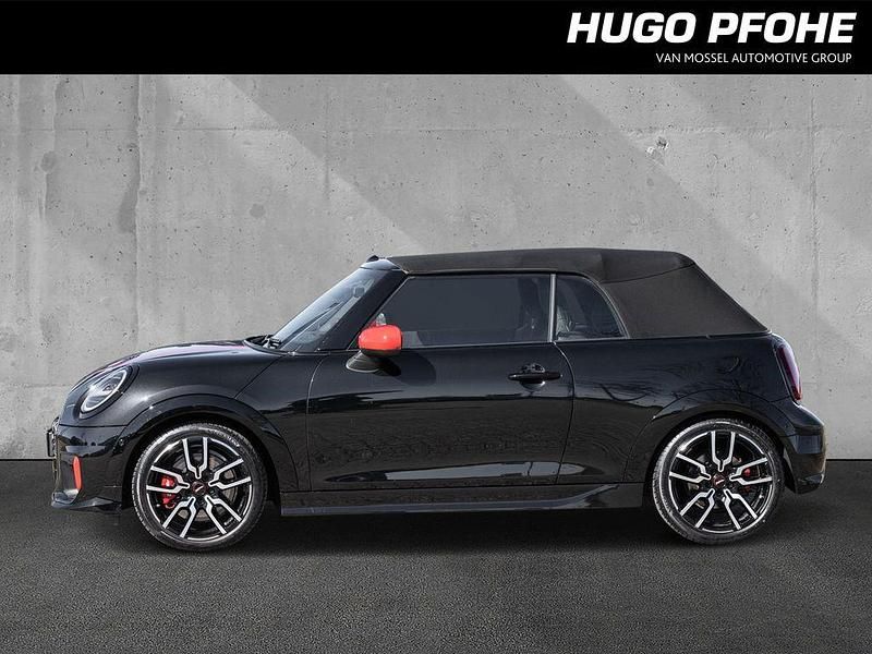 Gebraucht Mini John Cooper Works Cabriolet 231 PS (169 kW) 2025 Midnight black ii Cabrio