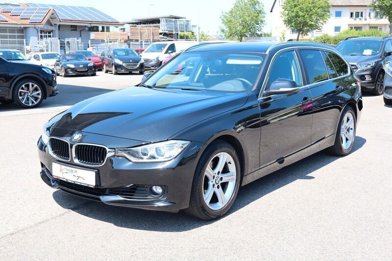 Schwarz Gebraucht 2013 BMW 320 Comfort Edition Kombi | 11.900 € (Fairer Preis) - Bild 1/4