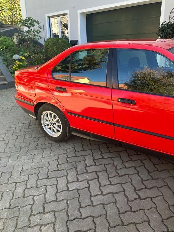 Brugt BMW 316 102 HK (75 kW) 1996 Rød Sedan