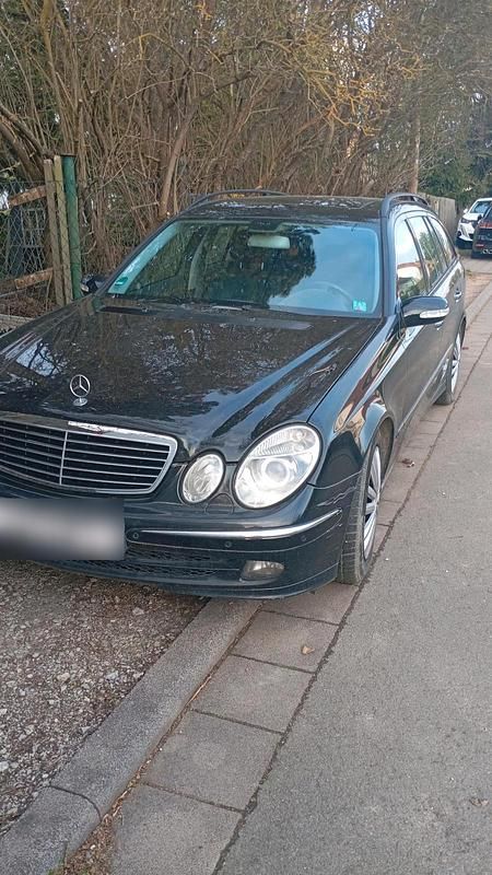Gebraucht Mercedes E280 190 PS (139 kW) 2006 Schwarz Kombi