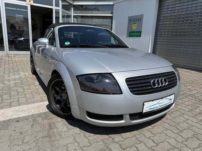Lichtsilber metallic Gebraucht 2001 Audi TT Cabrio | 6.999 € (Fairer Preis) - Bild 1/4