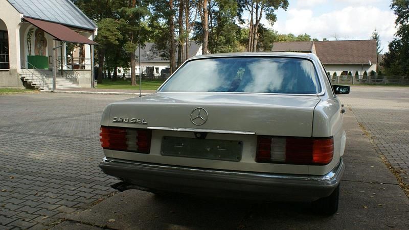 Gebraucht Mercedes 380 204 PS (150 kW) 1983 Limousine