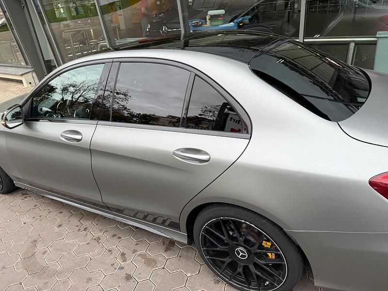 Grau Gebraucht 2017 Mercedes C250 AMG Limousine | 20.000 € (Guter Preis) - Bild 1/4