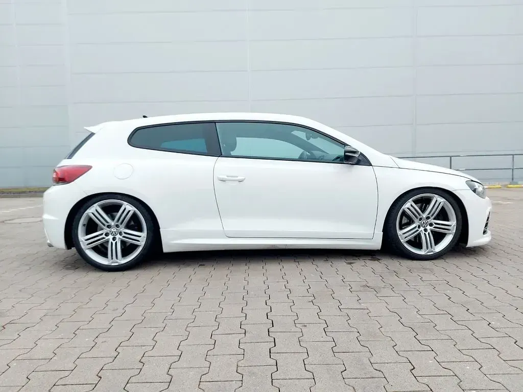 Gebraucht VW Scirocco R 265 PS (194 kW) 2012 Weiß Coupé
