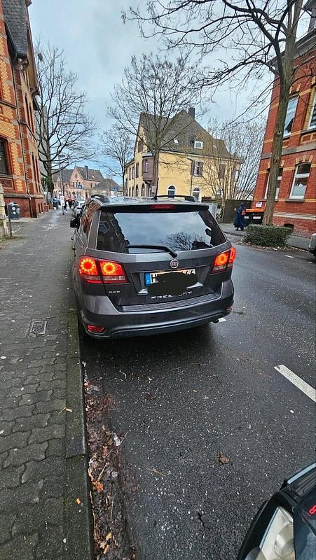 Gebraucht Fiat Freemont 170 PS (125 kW) 2016 Grau SUV