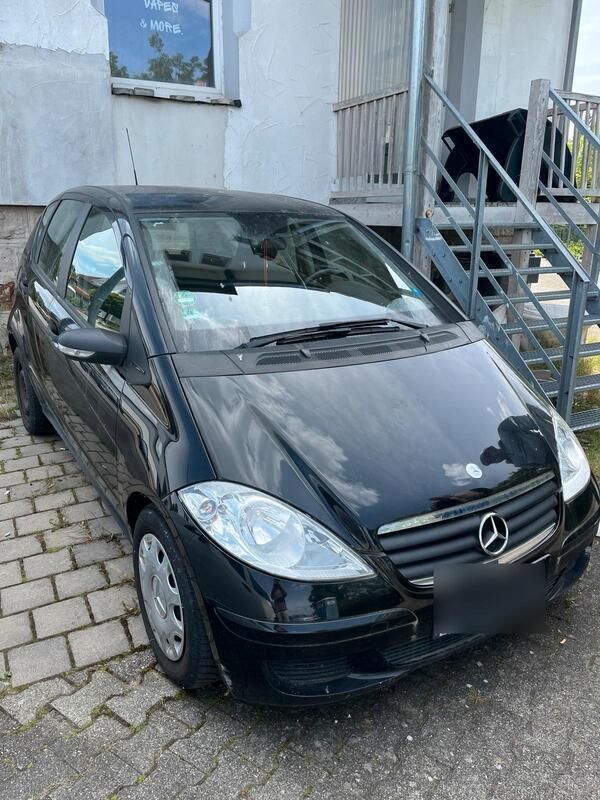 Schwarz Gebraucht 2004 Mercedes A150 Kleinwagen | 1.000 € (Superpreis) - Bild 1/4
