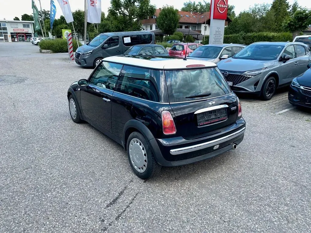 Gebraucht Mini Cooper 116 PS (85 kW) 2002 Schwarz Kleinwagen
