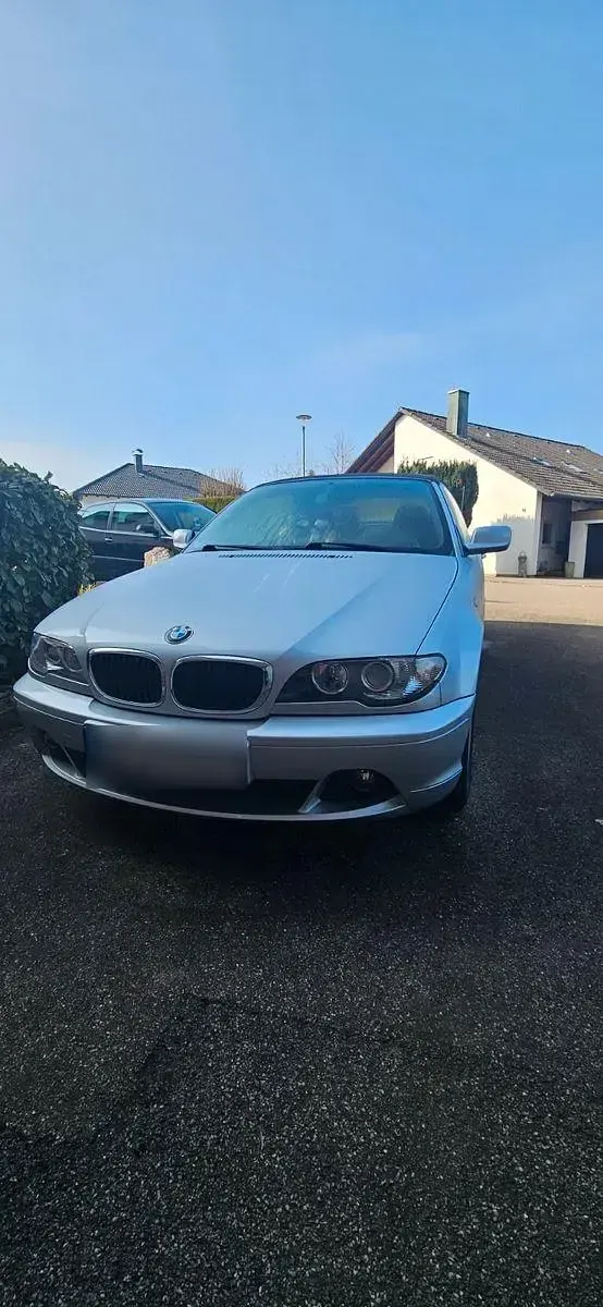 Gebraucht BMW 318 Cabriolet 143 PS (105 kW) 2003 Silber Cabrio
