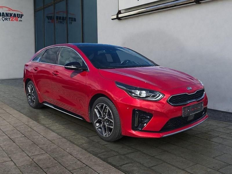 Rot Gebraucht 2019 Kia ProCeed GT-Line Kleinwagen | 17.980 € (Fairer Preis) - Bild 1/4