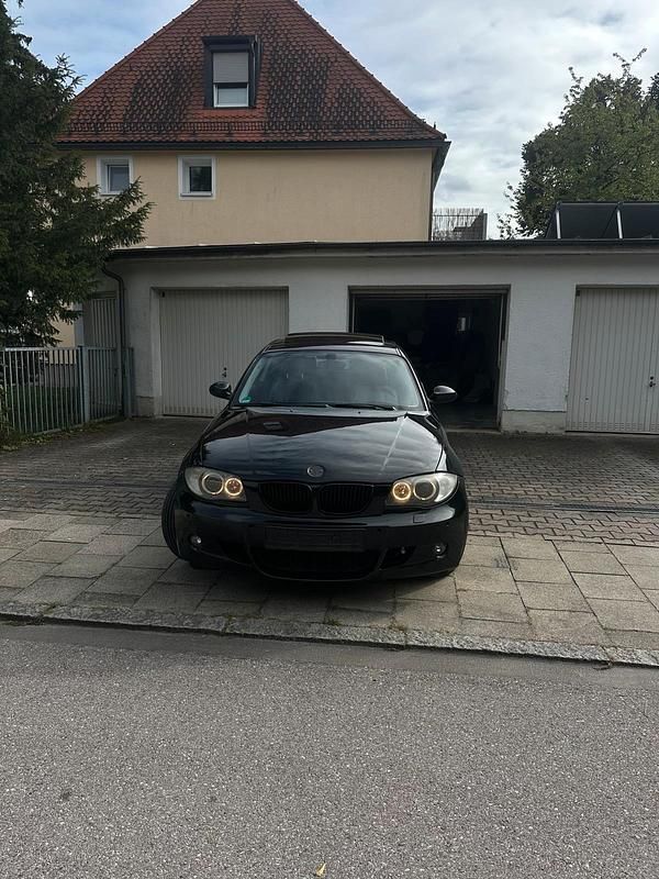 Schwarz Gebraucht 2008 BMW 118 Coupé Coupé | 2.800 € (Superpreis) - Bild 1/4