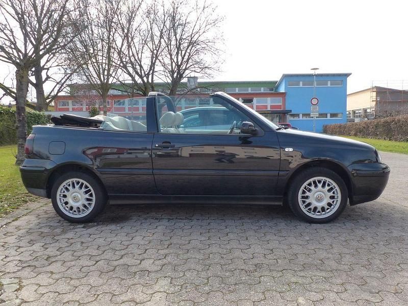 Gebraucht VW Golf Cabriolet Edition 116 PS (85 kW) 2002 Schwarz Cabrio