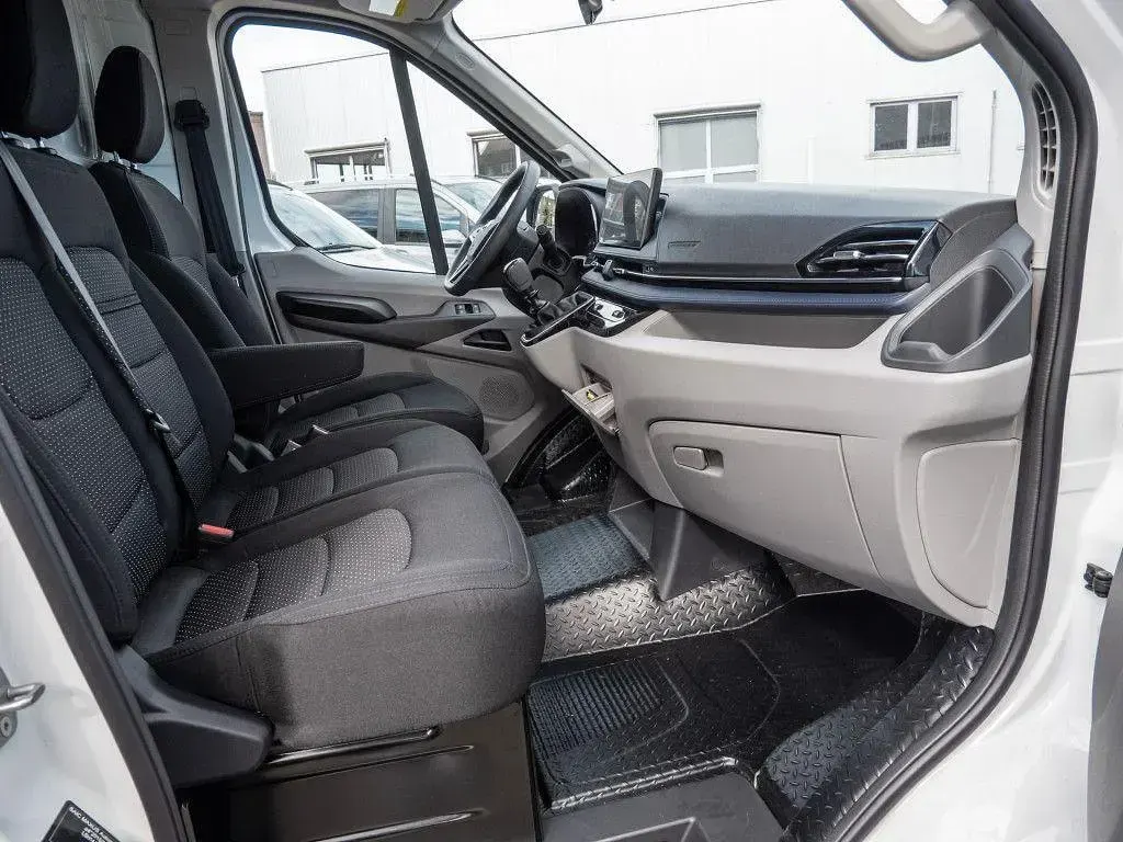 Gebraucht Maxus V90 148 PS (108 kW) 2025 Weiß Van