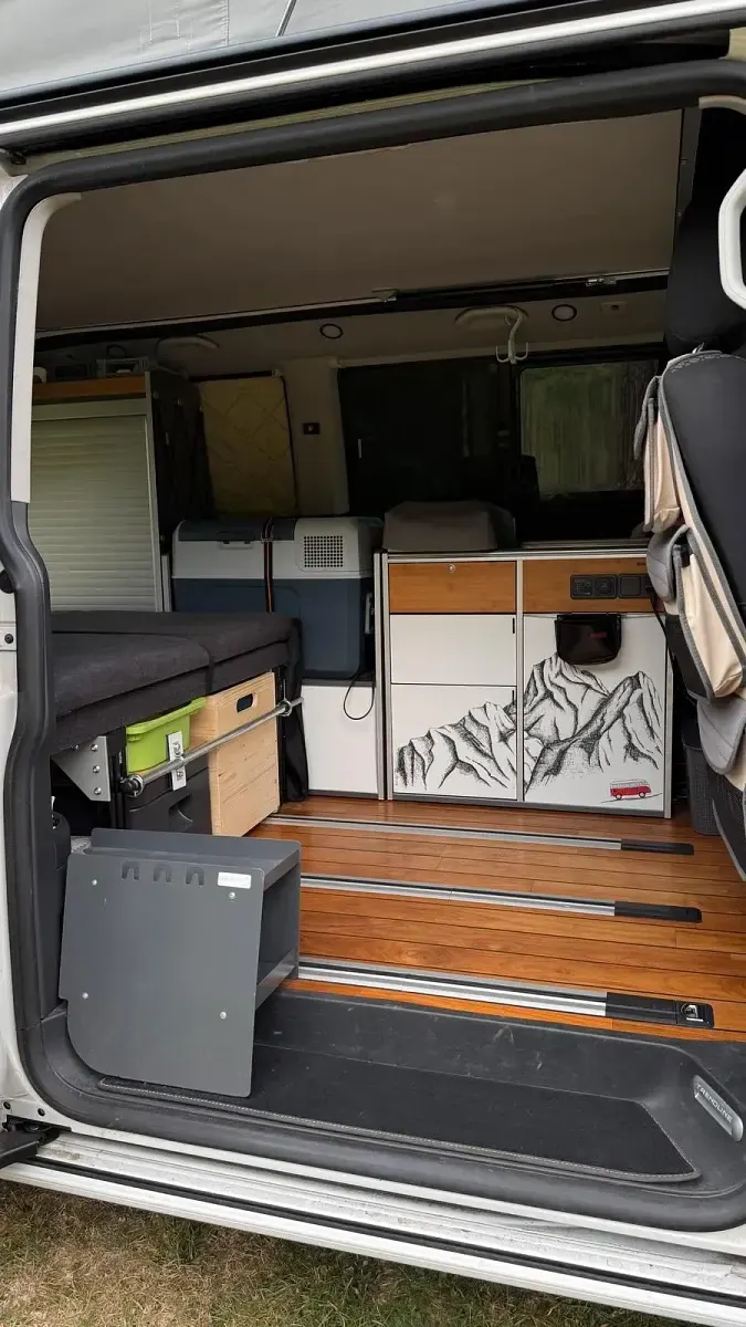 Gebraucht VW Multivan 150 PS (110 kW) 2020 Weiß Van / Kleinbus
