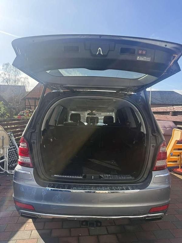 Gebraucht Mercedes GL350 230 PS (169 kW) 2010 Silber SUV
