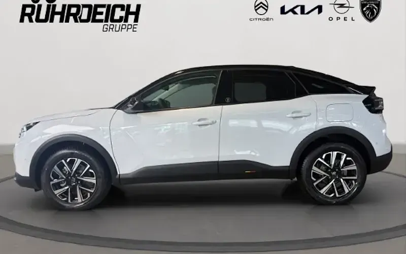 Neu Citroën C4 145 PS (106 kW) 2026 Weiß SUV