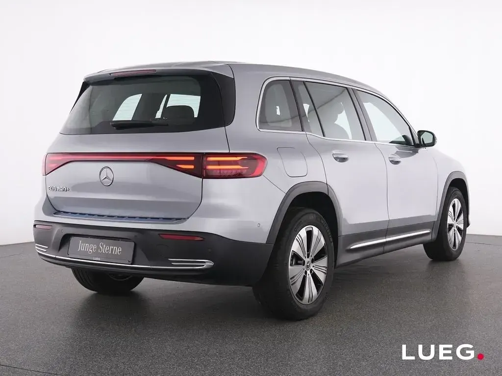 Second-hand Mercedes EQB250+ Progressive 139 kW (190 CP) 2025 Argintiu SUV