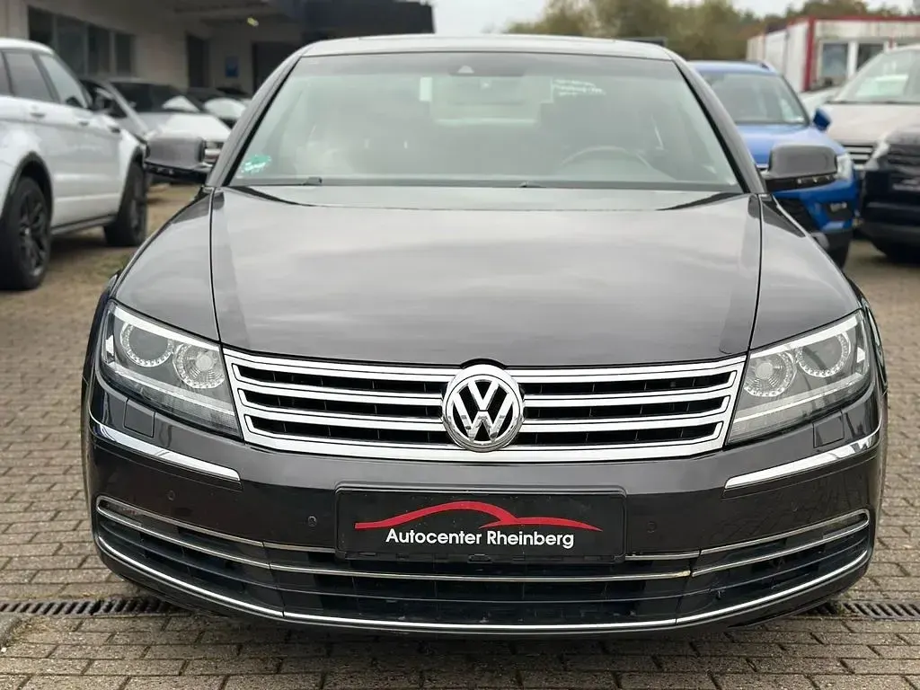 Gebraucht VW Phaeton 245 PS (180 kW) 2014 Braun Limousine