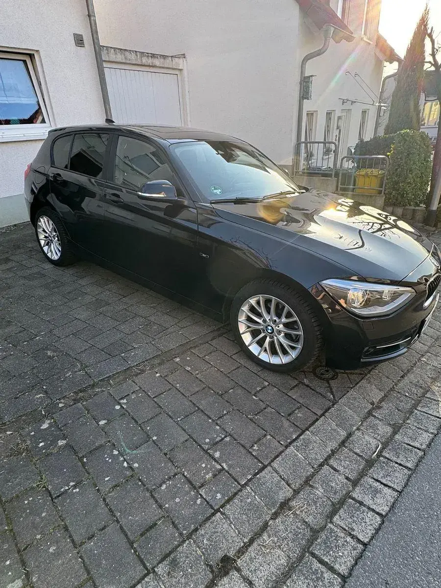 Gebraucht BMW 120 Sport Line 184 PS (135 kW) 2014 Schwarz Kleinwagen