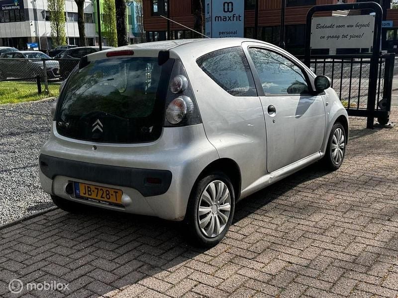 Gebraucht Citroën C1 68 PS (50 kW) 2006 Grau Kleinwagen