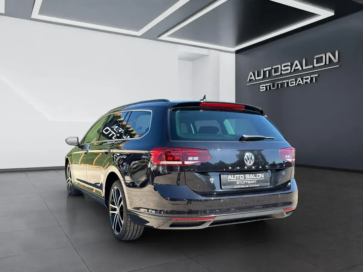Gebraucht VW Passat Business 150 PS (110 kW) 2019 Schwarz Kombi