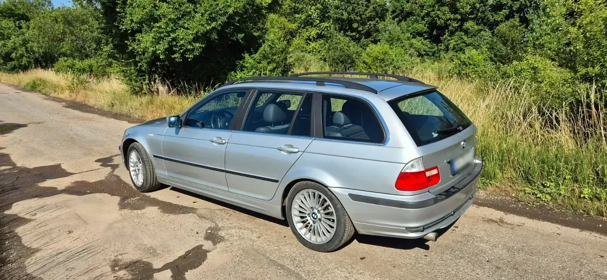 Gebraucht BMW 318 Lifestyle 143 PS (105 kW) 2004 Silber Kombi