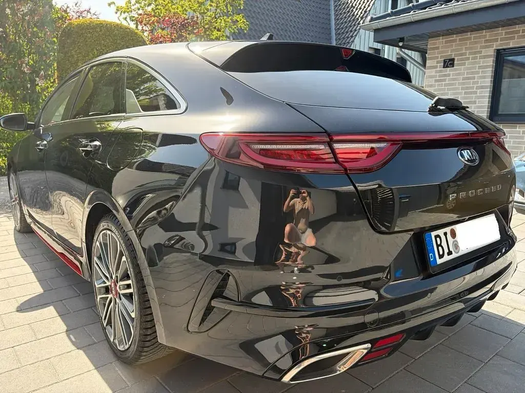 Używany Kia ProCeed GT GT 204 KM (150 kW) 2019 Czarny Hatchback