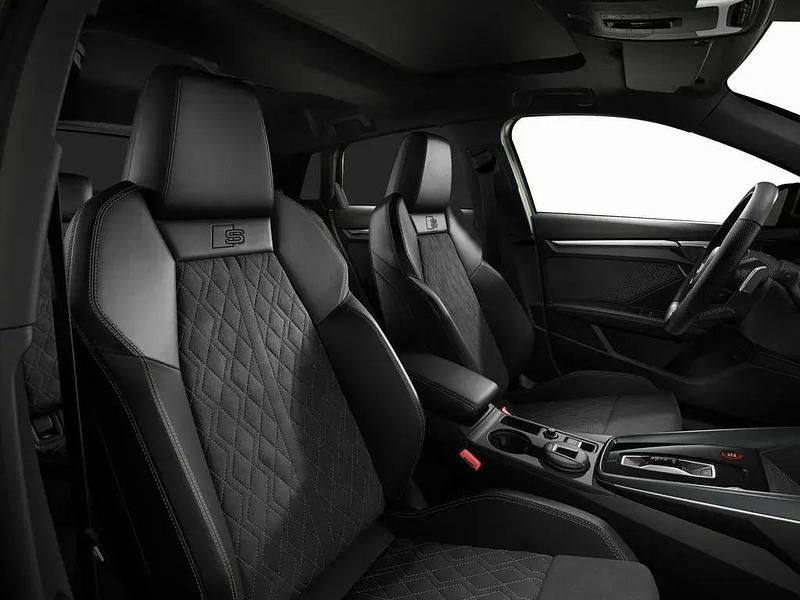 Gebraucht Audi S3 Ambiente 333 PS (244 kW) 2025 Grün Limousine