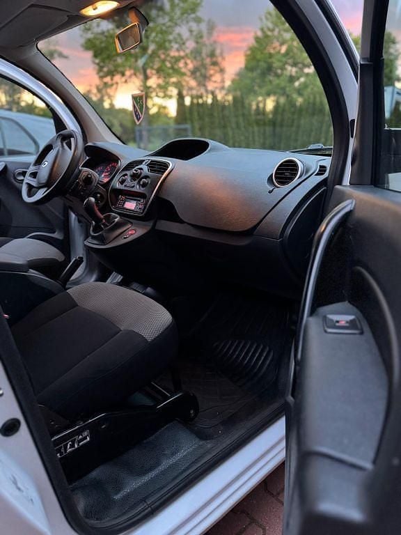 Gebraucht Renault Kangoo Experience 90 PS (66 kW) 2017 Weiß Van / Kleinbus