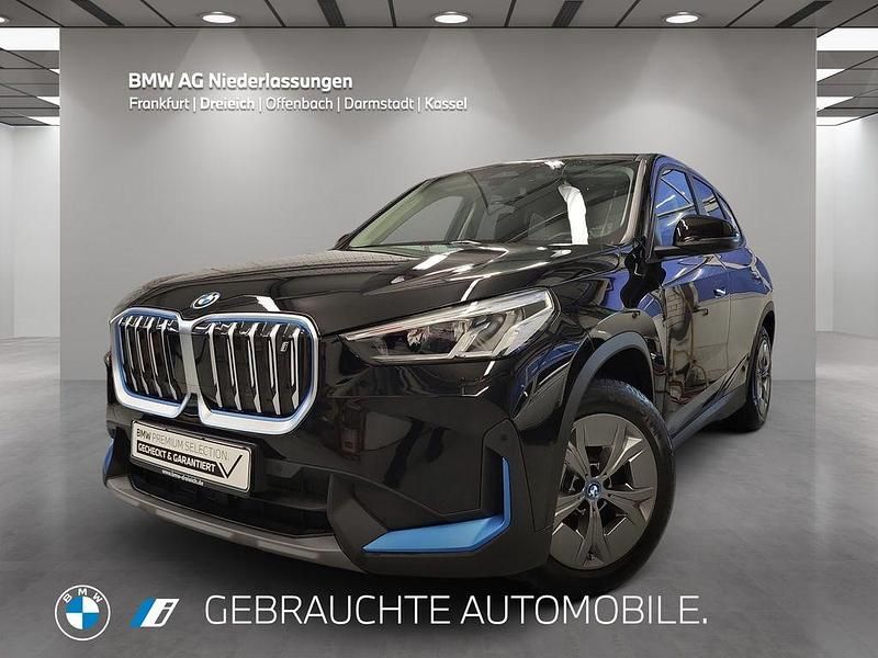 Gebraucht BMW iX1 Performance 200 kW (272 PS) 2023 Schwarz SUV