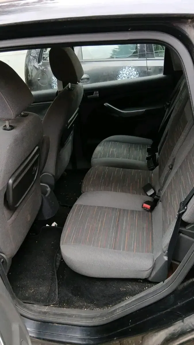 Gebraucht Ford C-MAX 101 PS (74 kW) 2008 Schwarz Van / Kleinbus