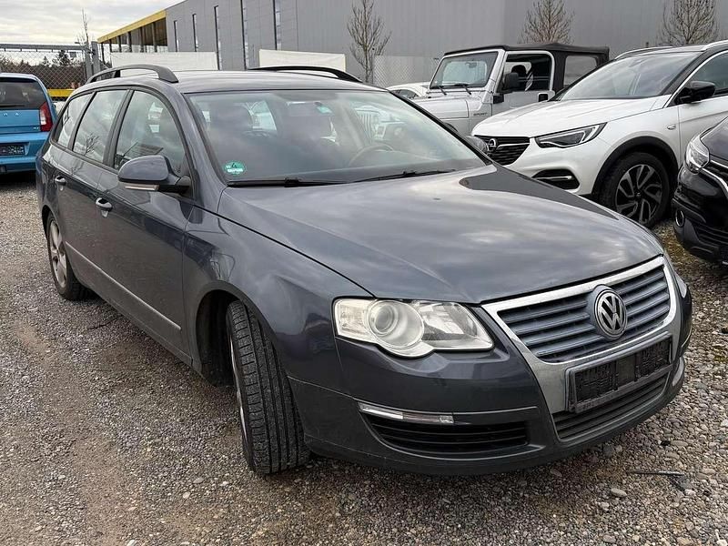 Gebraucht VW Passat Trendline 160 PS (117 kW) 2009 Grau Kombi