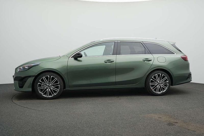 Gebraucht Kia Ceed Sportswagon 140 PS (102 kW) 2026 Experience grün meta Kombi