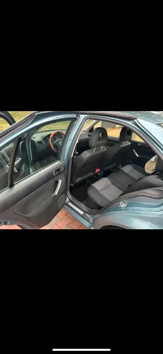 Gebraucht VW Bora 101 PS (74 kW) 2003 Grün Limousine