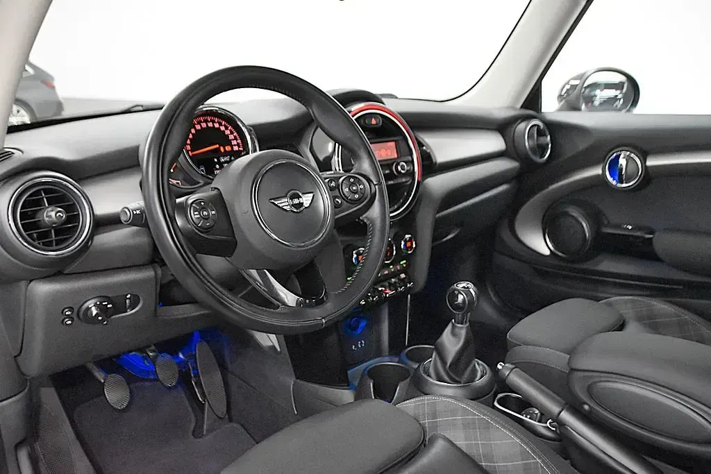 Occasion Mini ONE Chili 102 PK (75 kW) 2017 Zwart Hatchback
